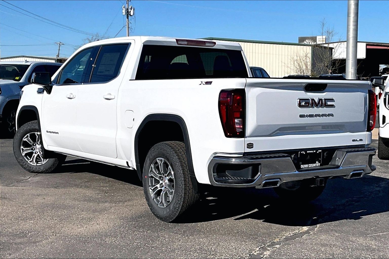 New 2026 GMC Sierra 1500 SLE w/ X31 Off-Road Package image 3