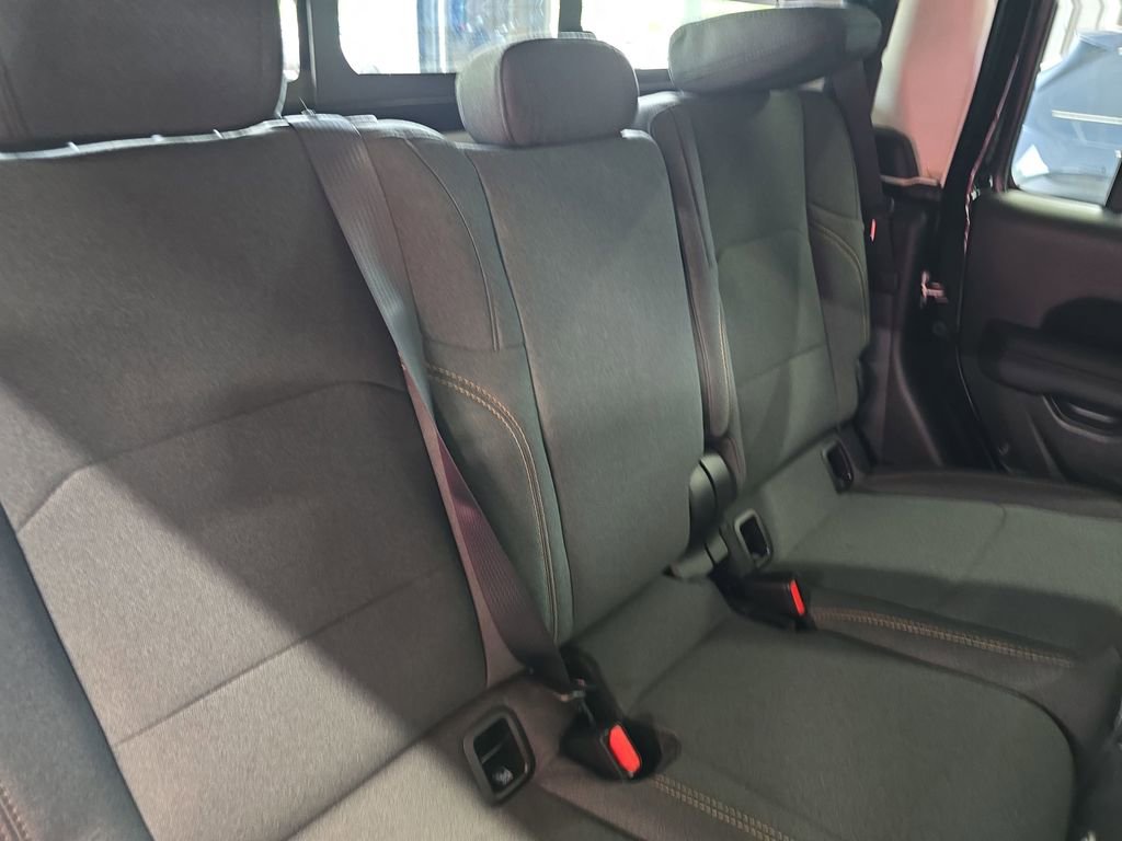 New 2026 Jeep Gladiator Sport AWD/4WD image 11