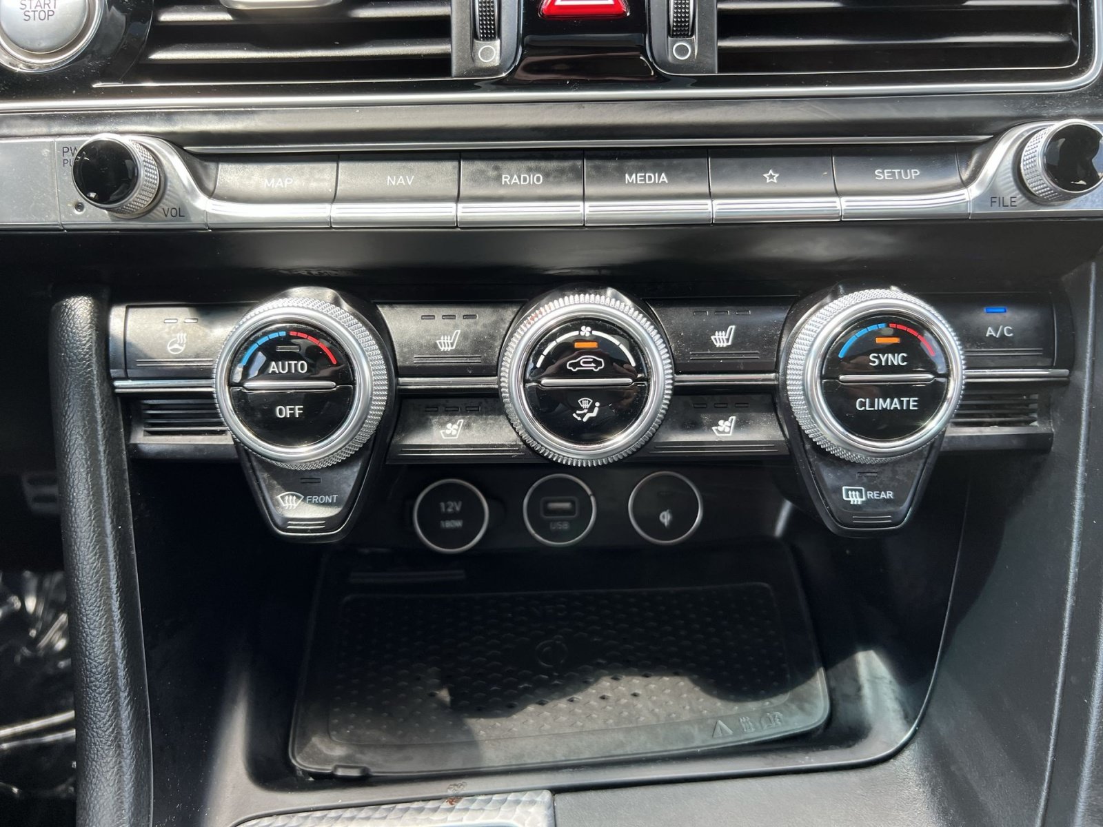 Used 2023 Genesis G70 3.3T w/ Sport Advanced Package AWD/4WD image 21
