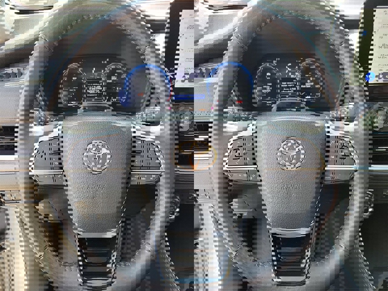 Used 2024 Toyota Grand Highlander Platinum image 18