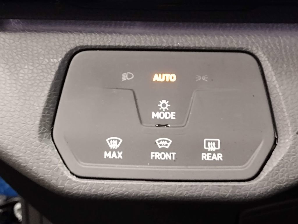 New 2025 Volkswagen ID.4 Pro image 22