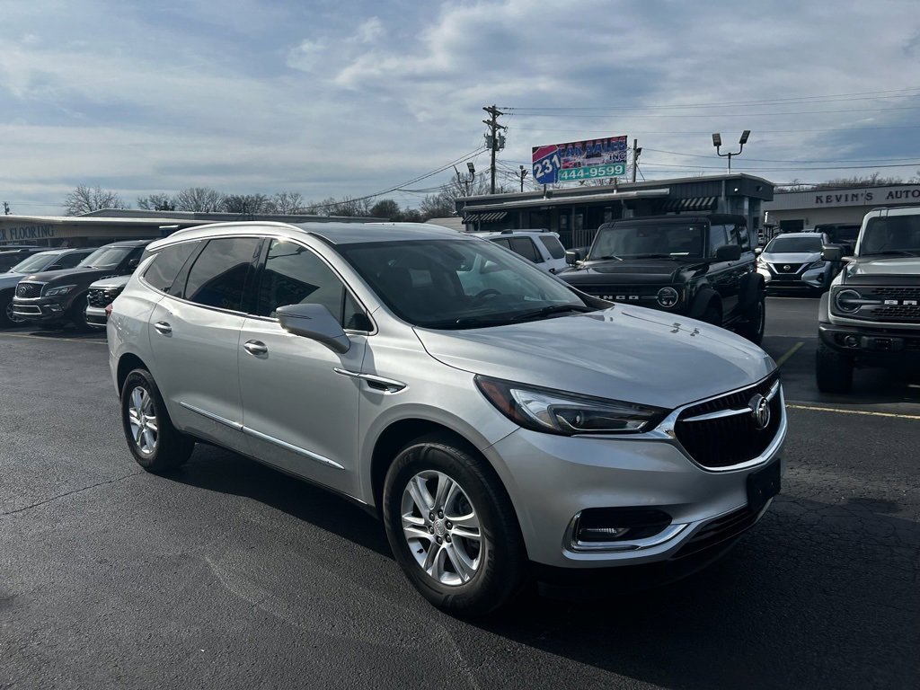 Used 2019 Buick Enclave Essence image 2