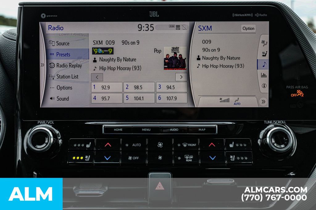 Used 2021 Toyota Highlander Platinum image 42