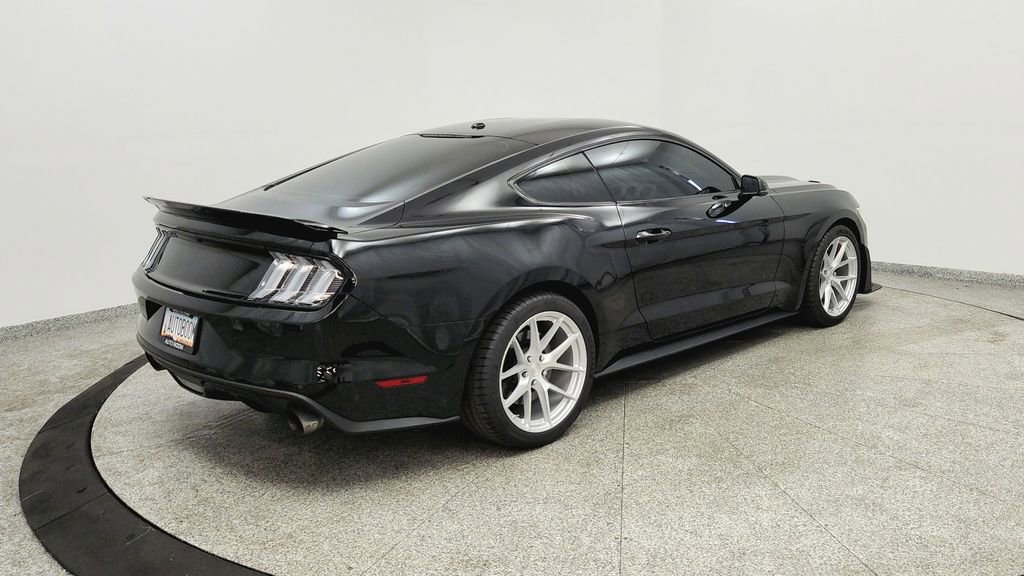 Used 2017 Ford Mustang GT Premium w/ Enhanced Security Package RWD image 5
