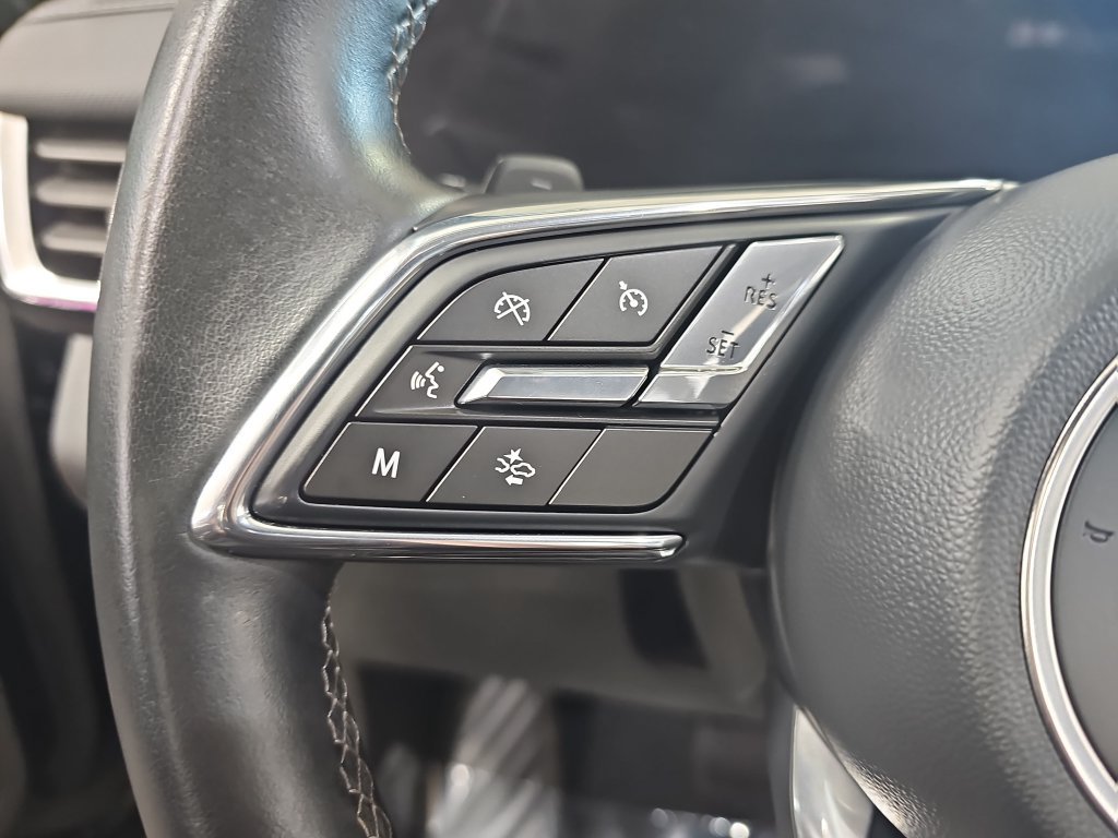 Certified 2024 Buick Envision Preferred AWD/4WD image 21