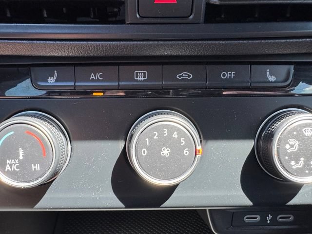 Used 2024 Volkswagen Jetta Sport FWD image 22