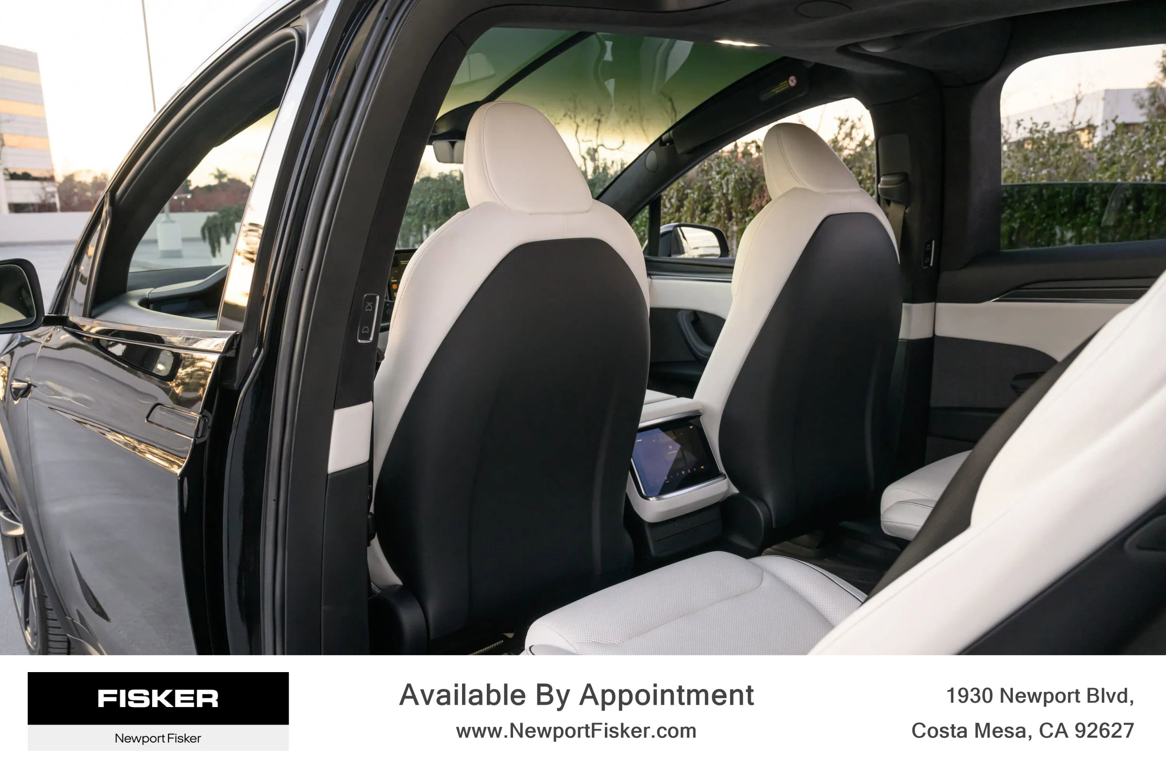 Used 2022 Tesla Model X Plaid image 17