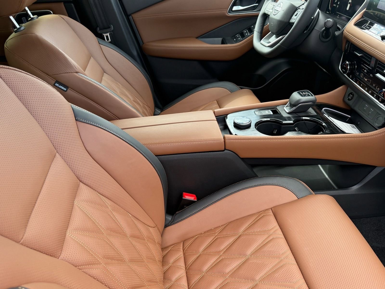 New 2026 Nissan Rogue Platinum w/ Platinum Premium Package image 13