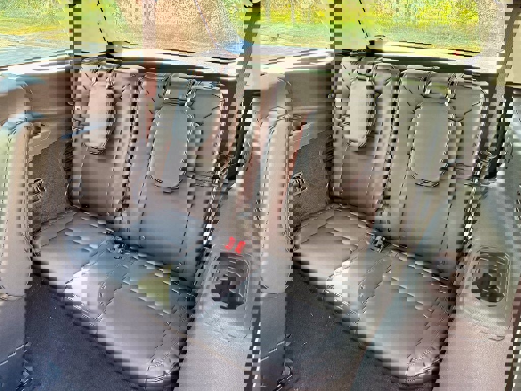 New 2025 Lincoln Aviator AWD w/ Jet Appearance Package image 12