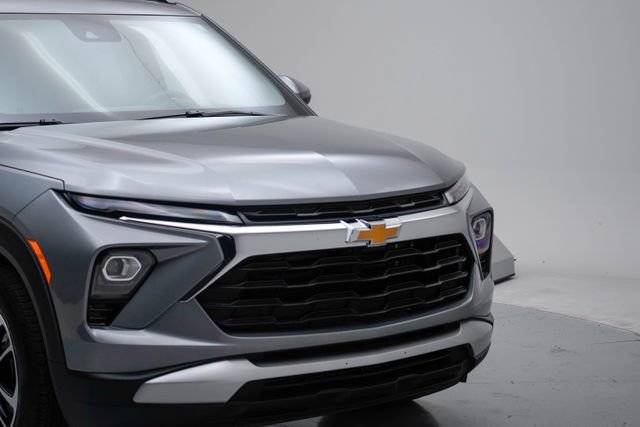 Used 2024 Chevrolet TrailBlazer LT w/ Driver Confidence Package FWD image 11