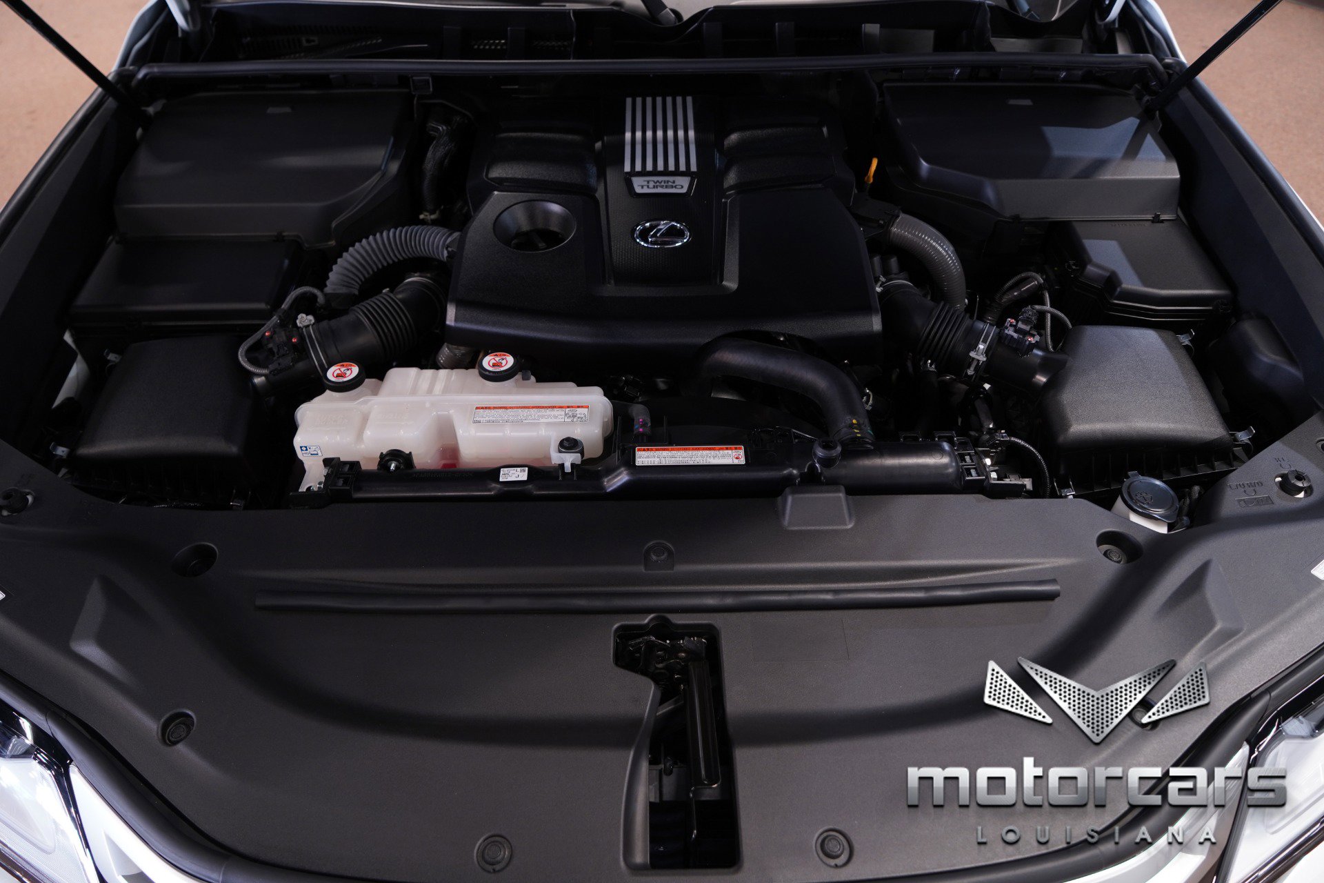 Used 2025 Lexus LX 600 4WD w/ Luxury Package image 23