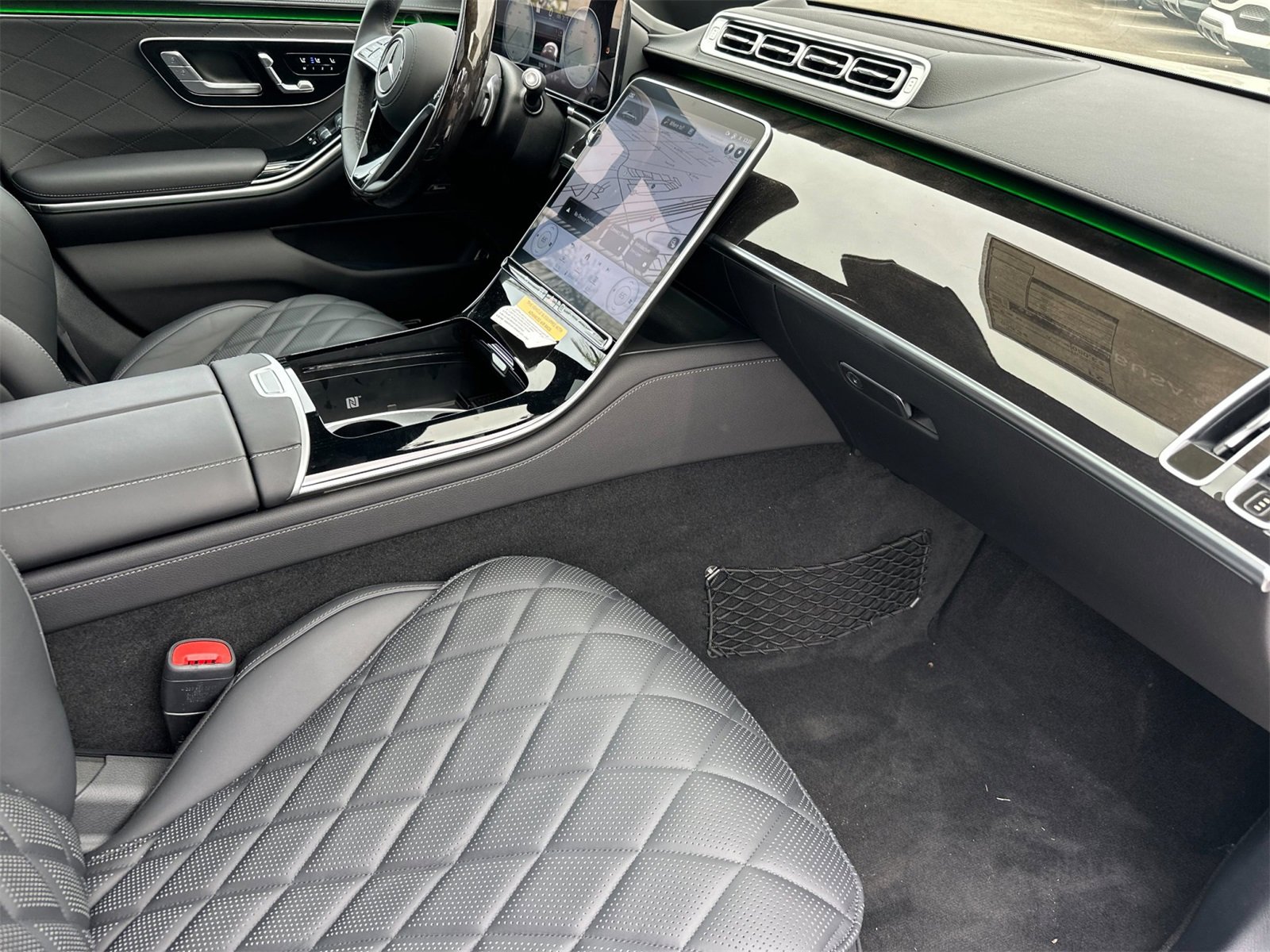 Used 2024 Mercedes-Benz S 580 S 580 image 16