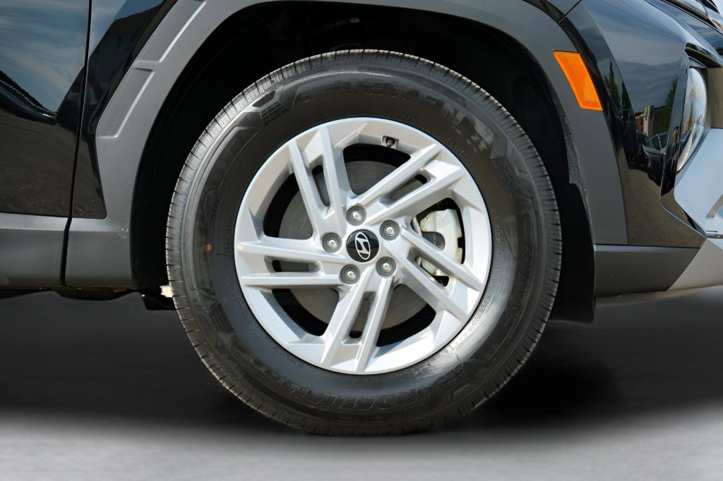 Certified 2026 Hyundai Tucson SE FWD image 9