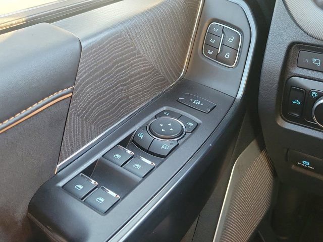 Used 2024 Ford F250 Platinum image 23