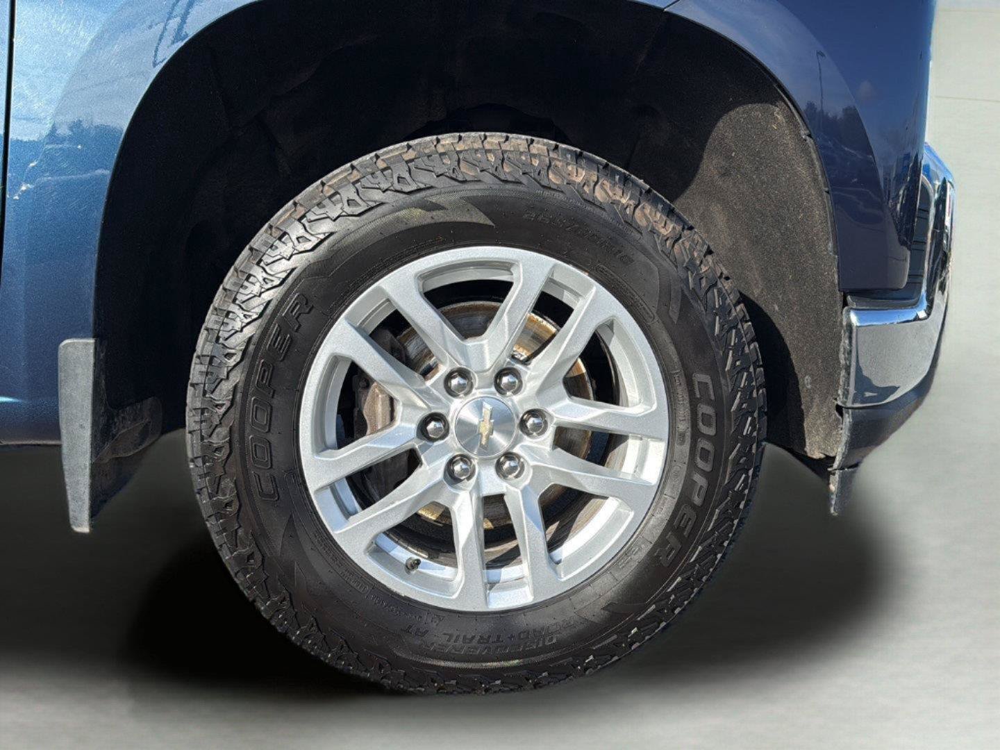 Used 2019 Chevrolet Silverado 1500 LT w/ All-Star Edition AWD/4WD image 25