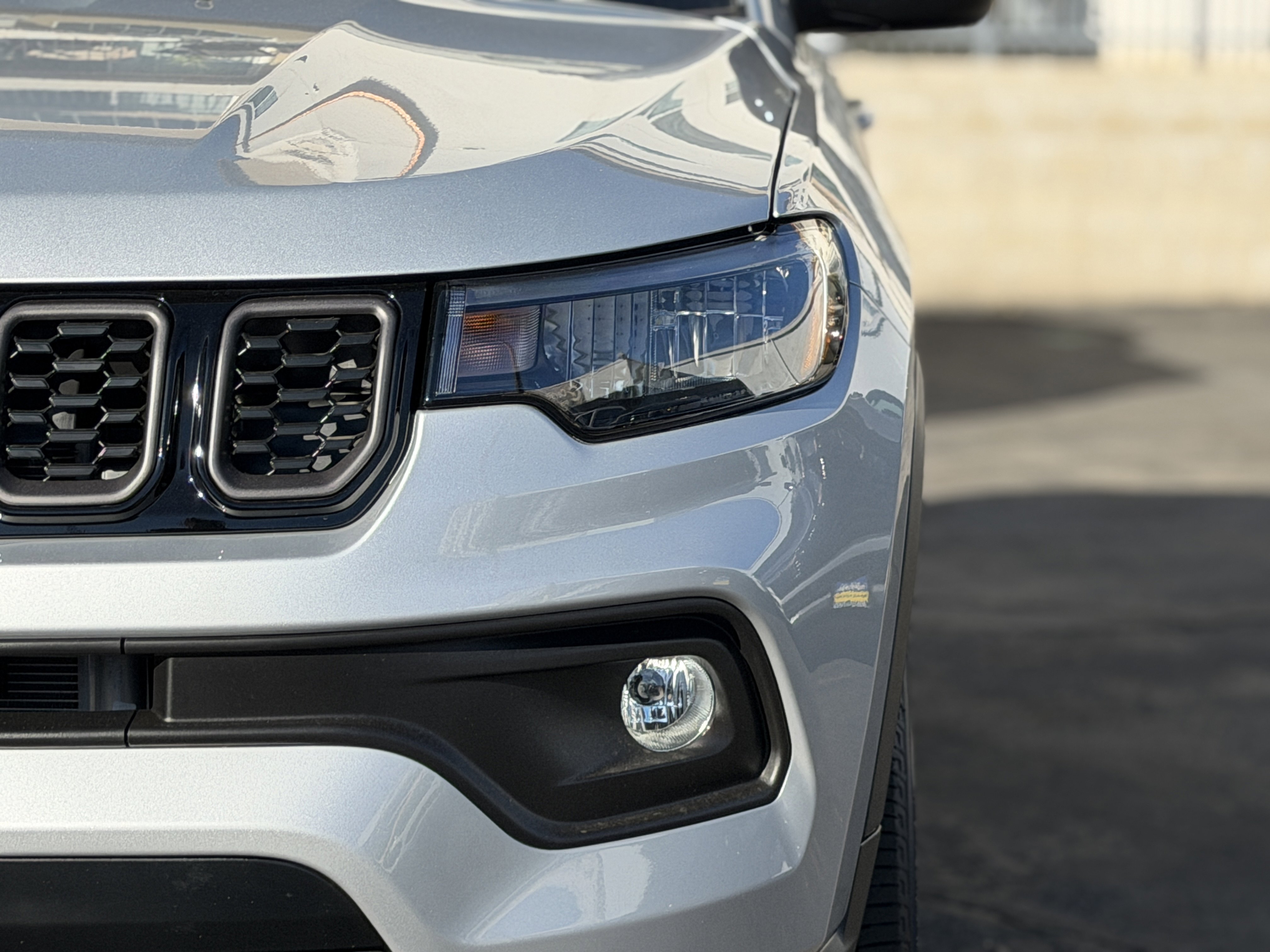 New 2026 Jeep Compass Latitude image 13