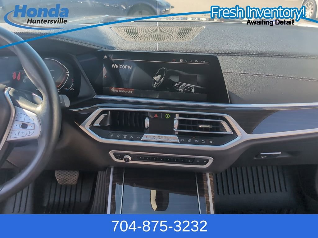 Used 2021 BMW X7 xDrive40i w/ Parking Assistance Package image 17