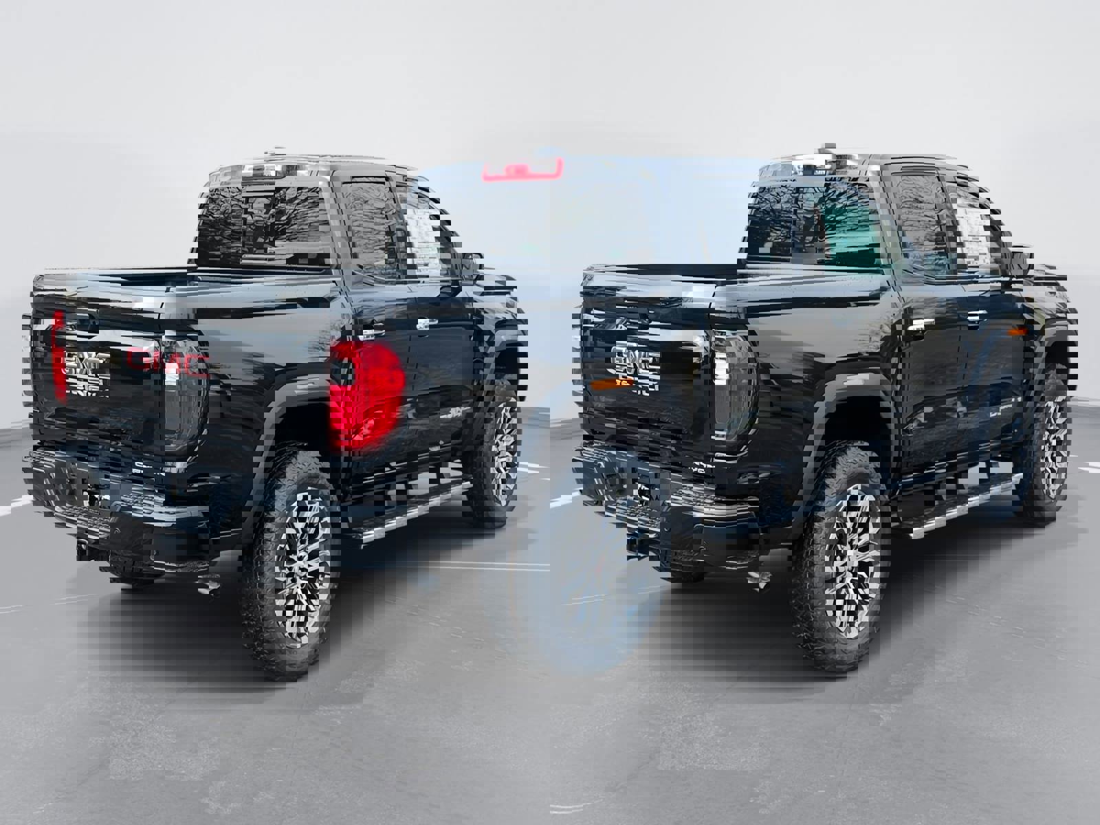 New 2026 GMC Canyon Denali image 5