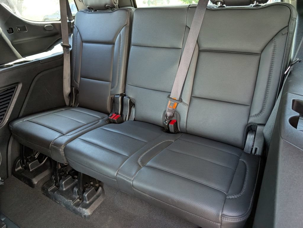 Used 2023 GMC Yukon Denali w/ Advanced Technology Package AWD/4WD image 21
