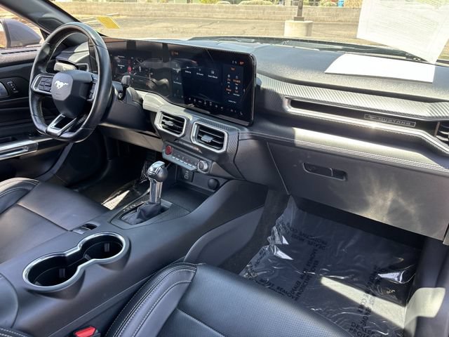 Used 2025 Ford Mustang Premium RWD image 12