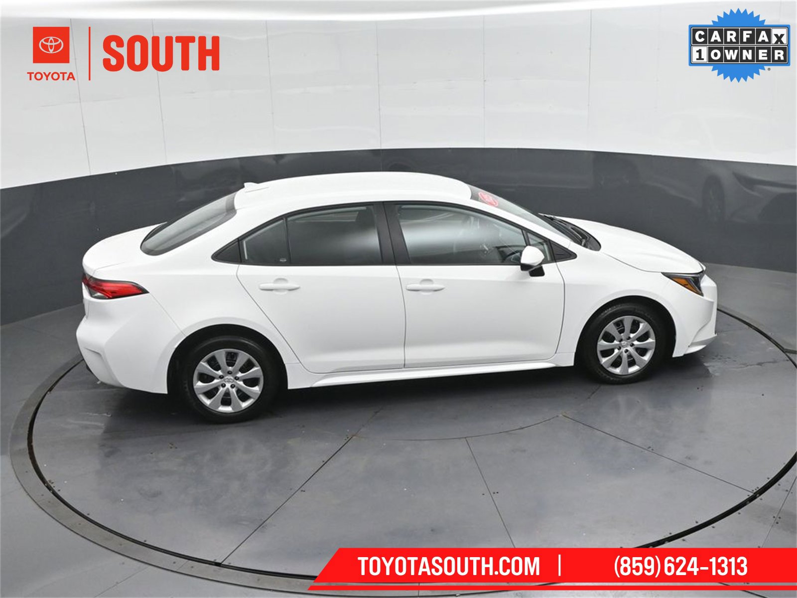 Used 2025 Toyota Corolla LE image 41
