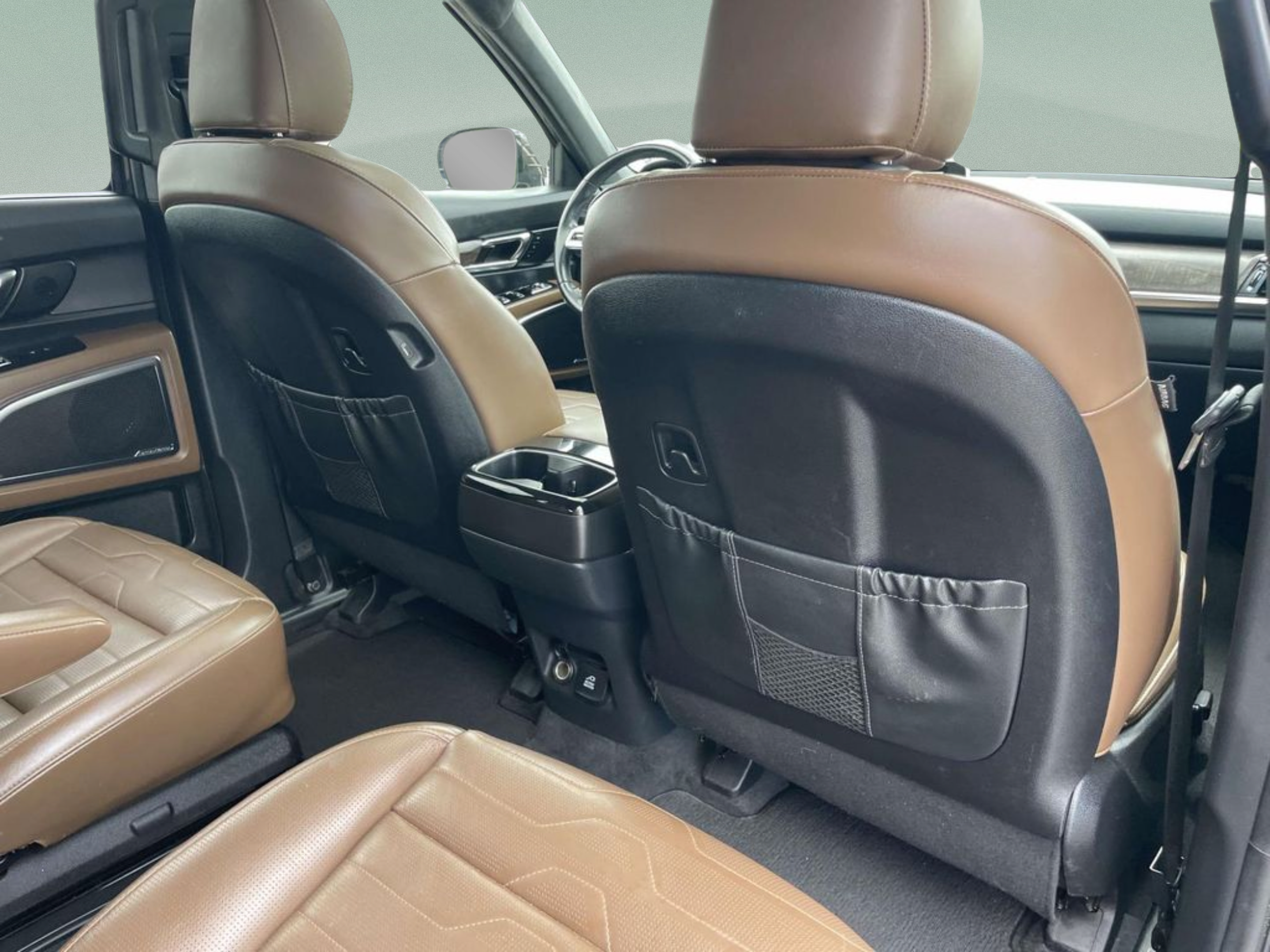 Used 2021 Kia Telluride SX w/ SX Prestige Package AWD/4WD image 17