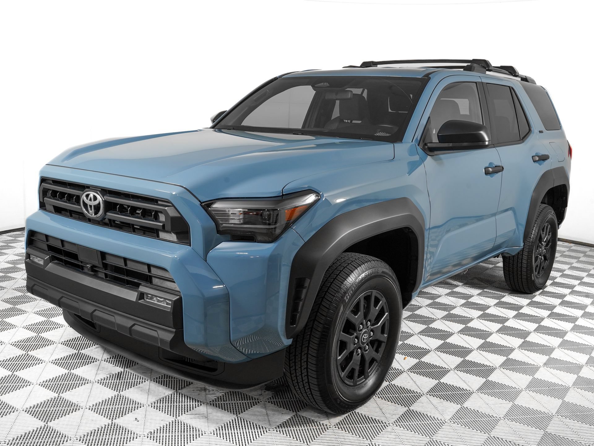 Used 2026 Toyota 4Runner SR5 AWD/4WD image 7