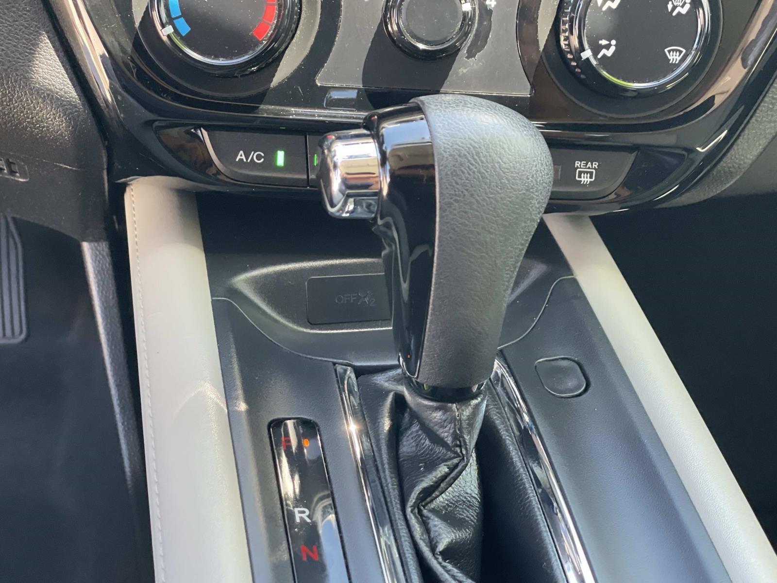 Used 2019 Honda HR-V LX image 10