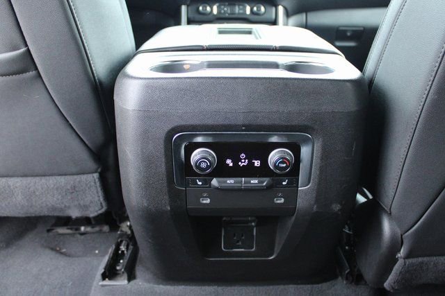 Used 2024 Chevrolet Suburban RST w/ Luxury Package AWD/4WD image 33