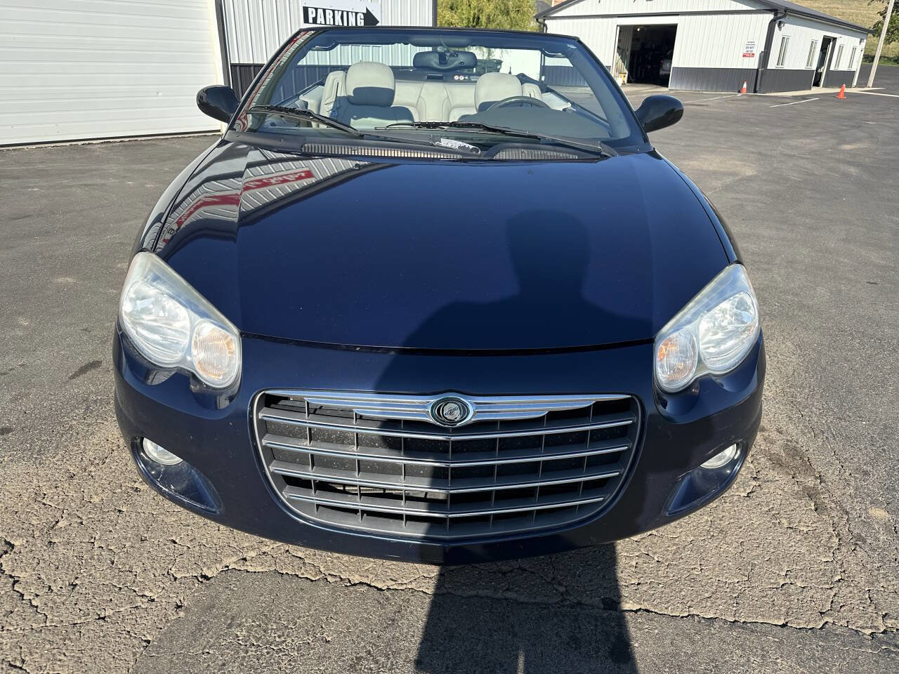 Used 2005 Chrysler Sebring Limited image 8