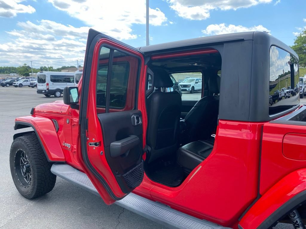 Used 2020 Jeep Gladiator Overland AWD/4WD image 25