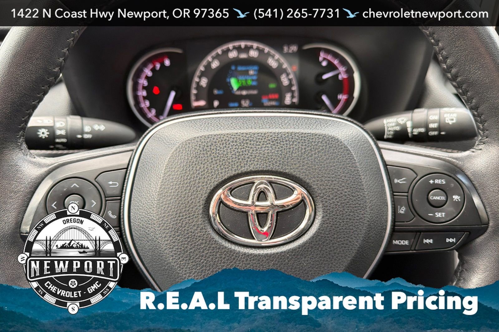Used 2021 Toyota RAV4 Limited AWD/4WD image 24