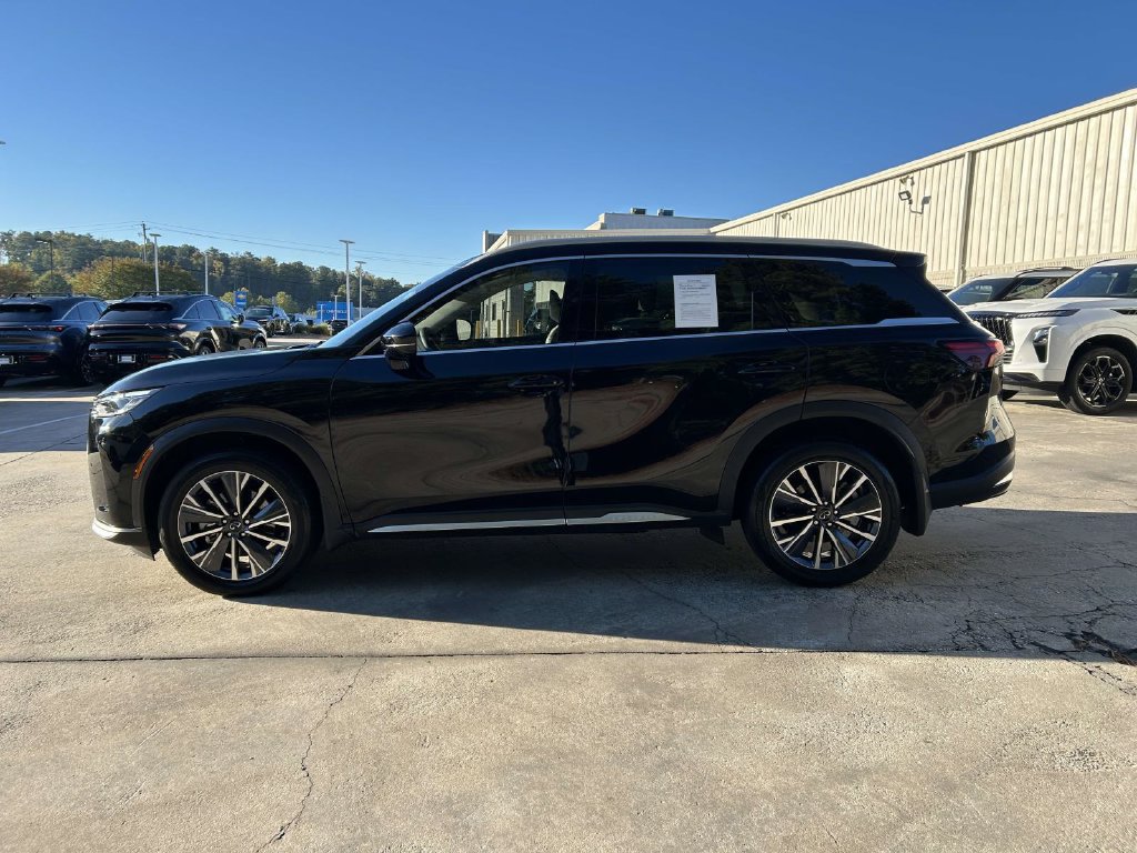 Used 2026 INFINITI QX60 Luxe w/ Family Package AWD/4WD image 6