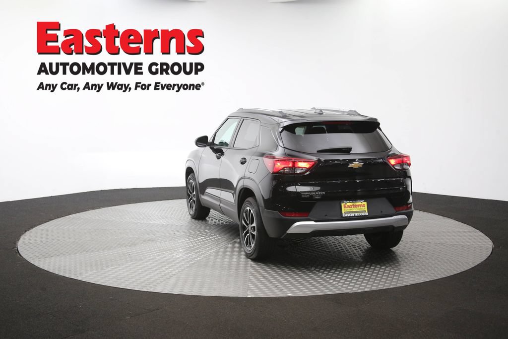 Used 2026 Chevrolet TrailBlazer LT w/ LT Cold Weather Package AWD/4WD image 65