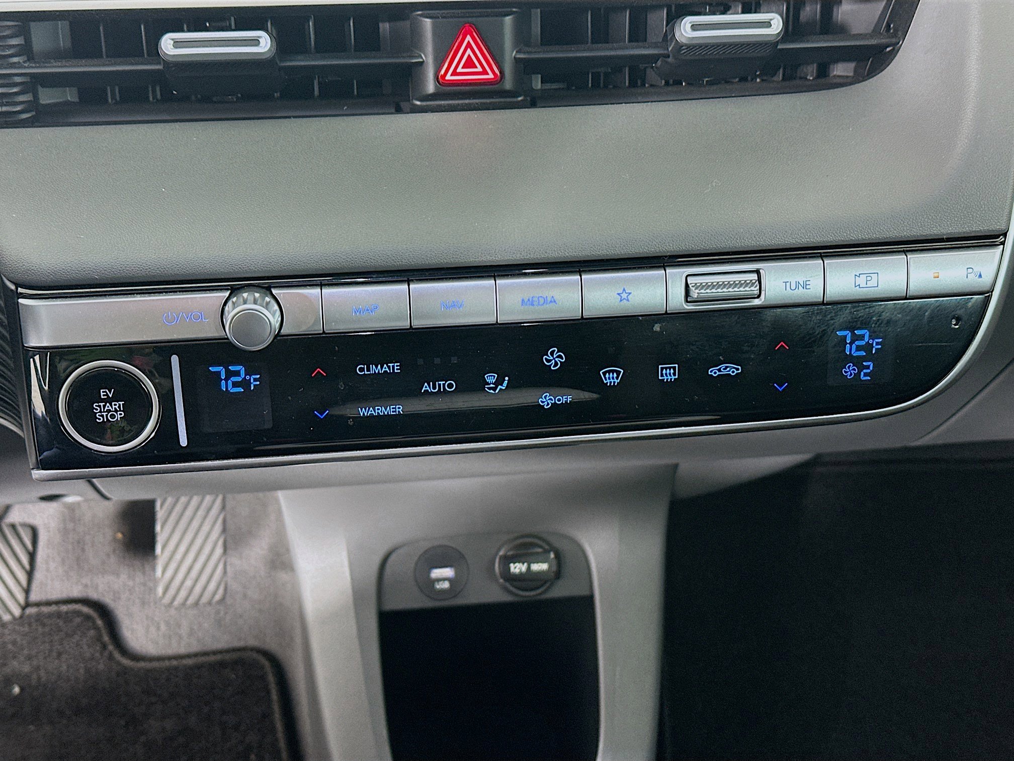 Used 2024 Hyundai Ioniq 5 SEL image 24