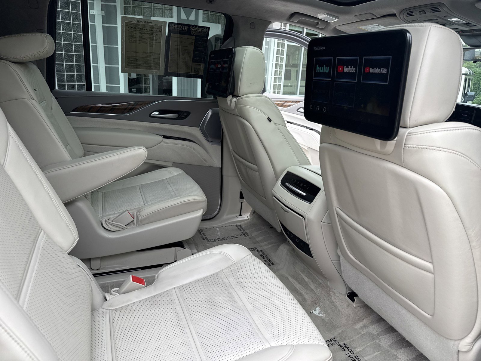 Used 2023 Cadillac Escalade ESV Premium Luxury Platinum w/ LPO, Radiant Package AWD/4WD image 34