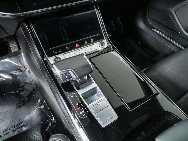 Used 2023 Audi A8 L 3.0T AWD/4WD image 38