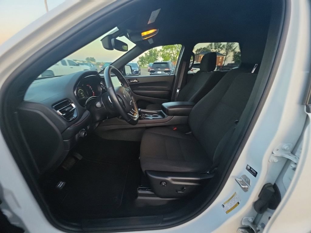 Used 2025 Dodge Durango GT AWD/4WD image 14