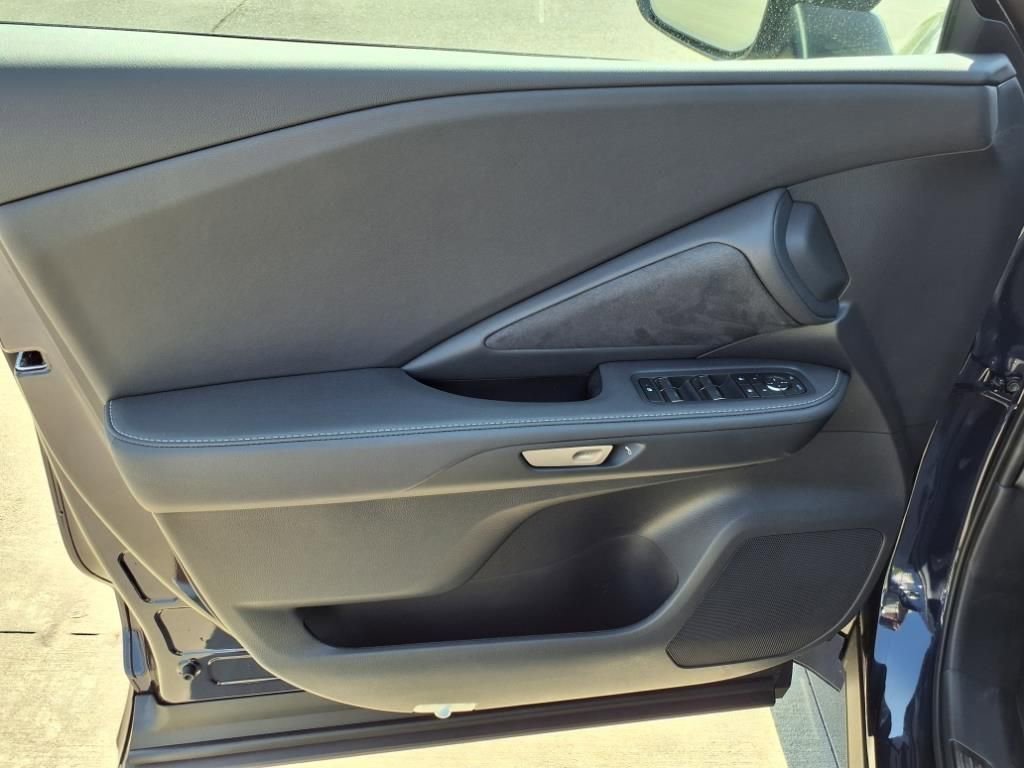 New 2025 Lexus TX 500h AWD image 9