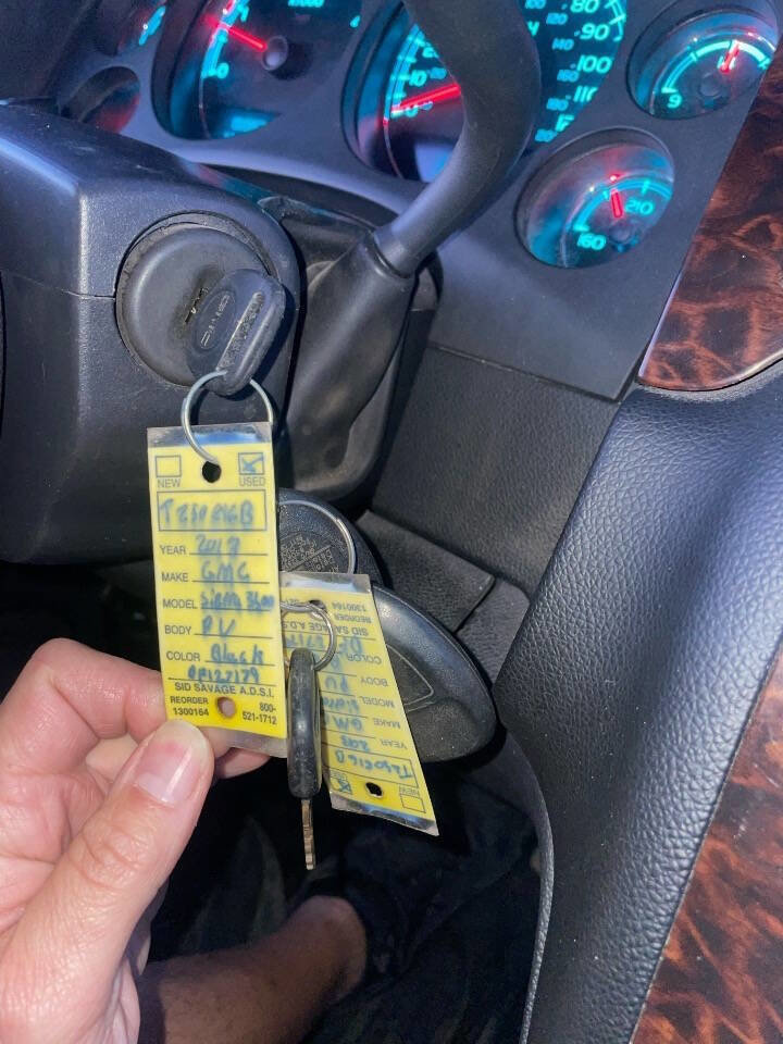 Used 2013 GMC Sierra 3500 Denali image 43