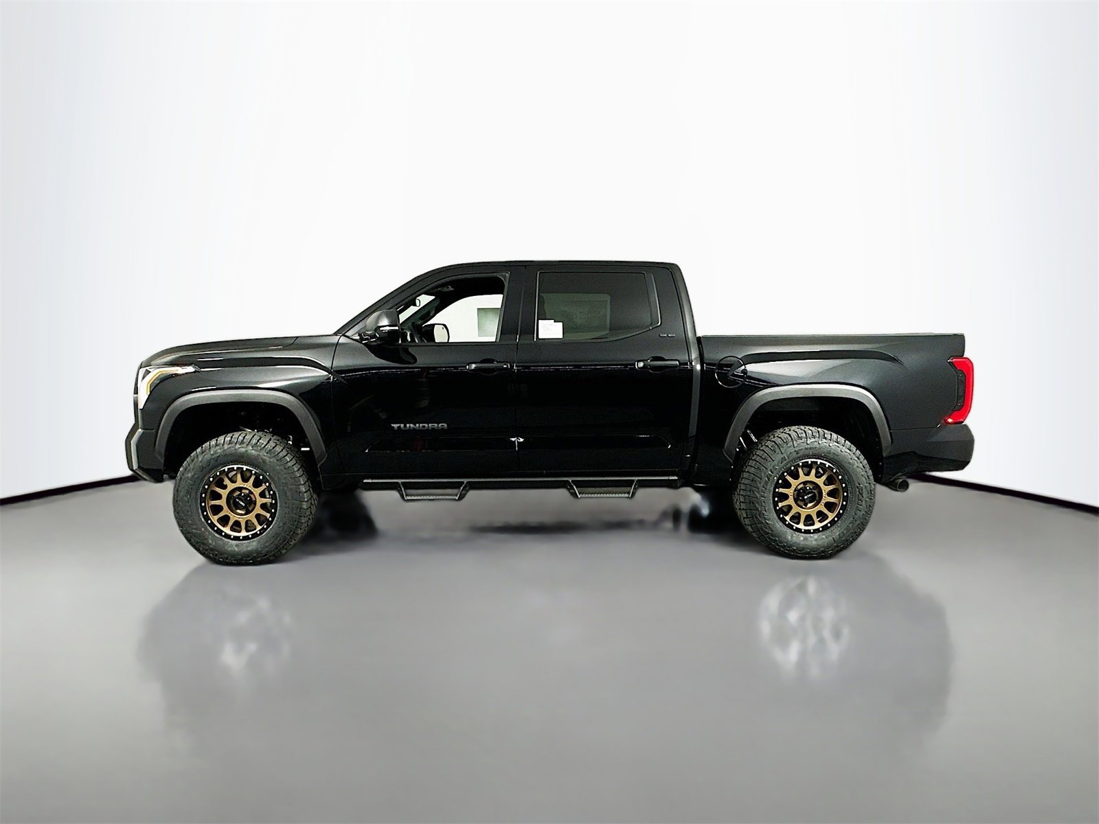 New 2026 Toyota Tundra SR5 image 4