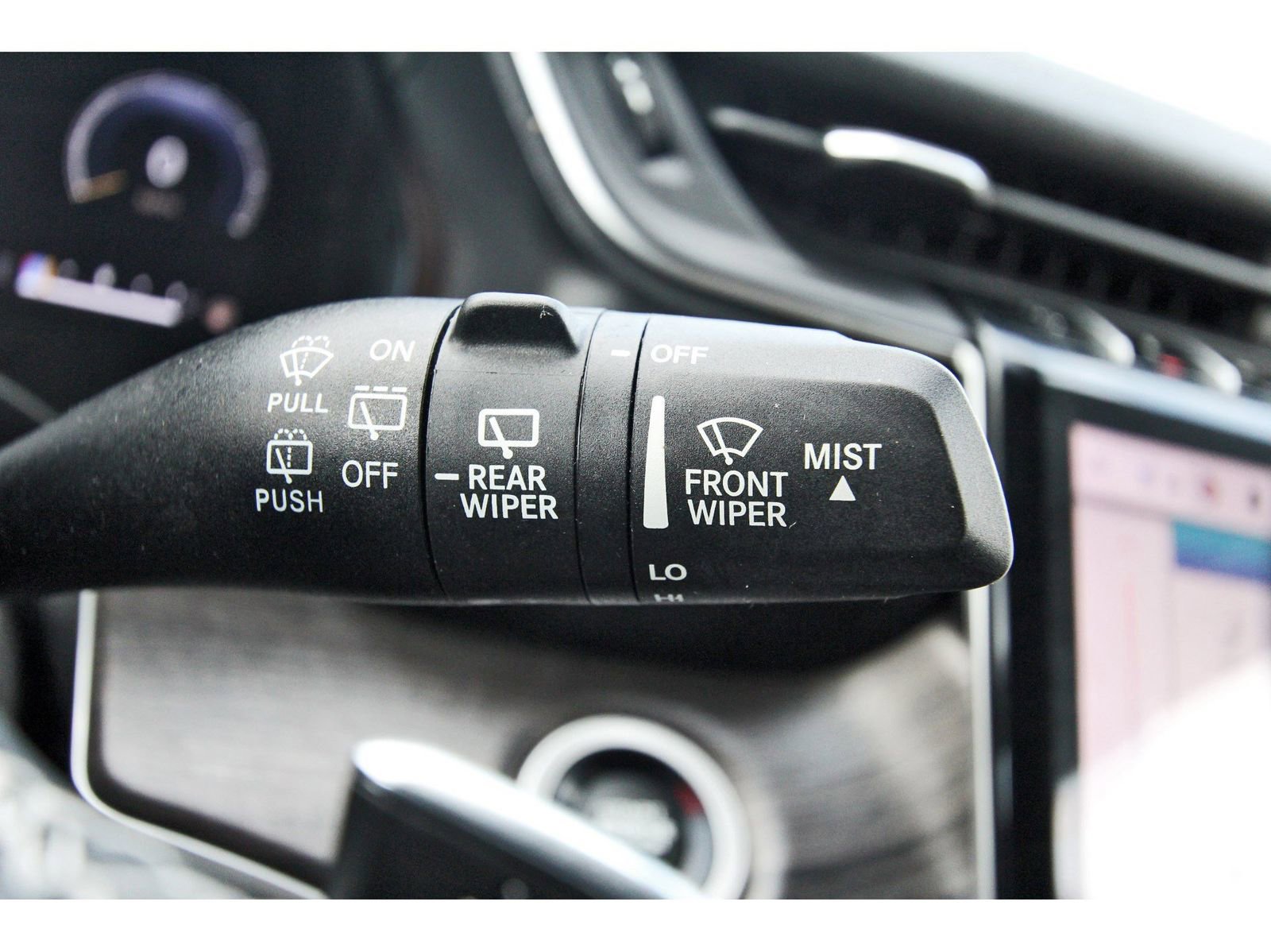 Used 2023 Jeep Grand Cherokee L Limited w/ Luxury Tech Group II image 23