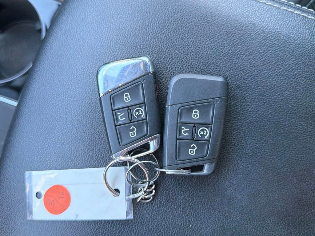 Used 2023 Volkswagen Atlas Cross Sport SE image 26