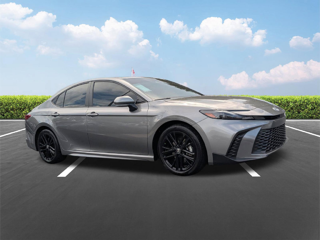 Used 2025 Toyota Camry SE w/ Multimedia Upgrade Package FWD image 2