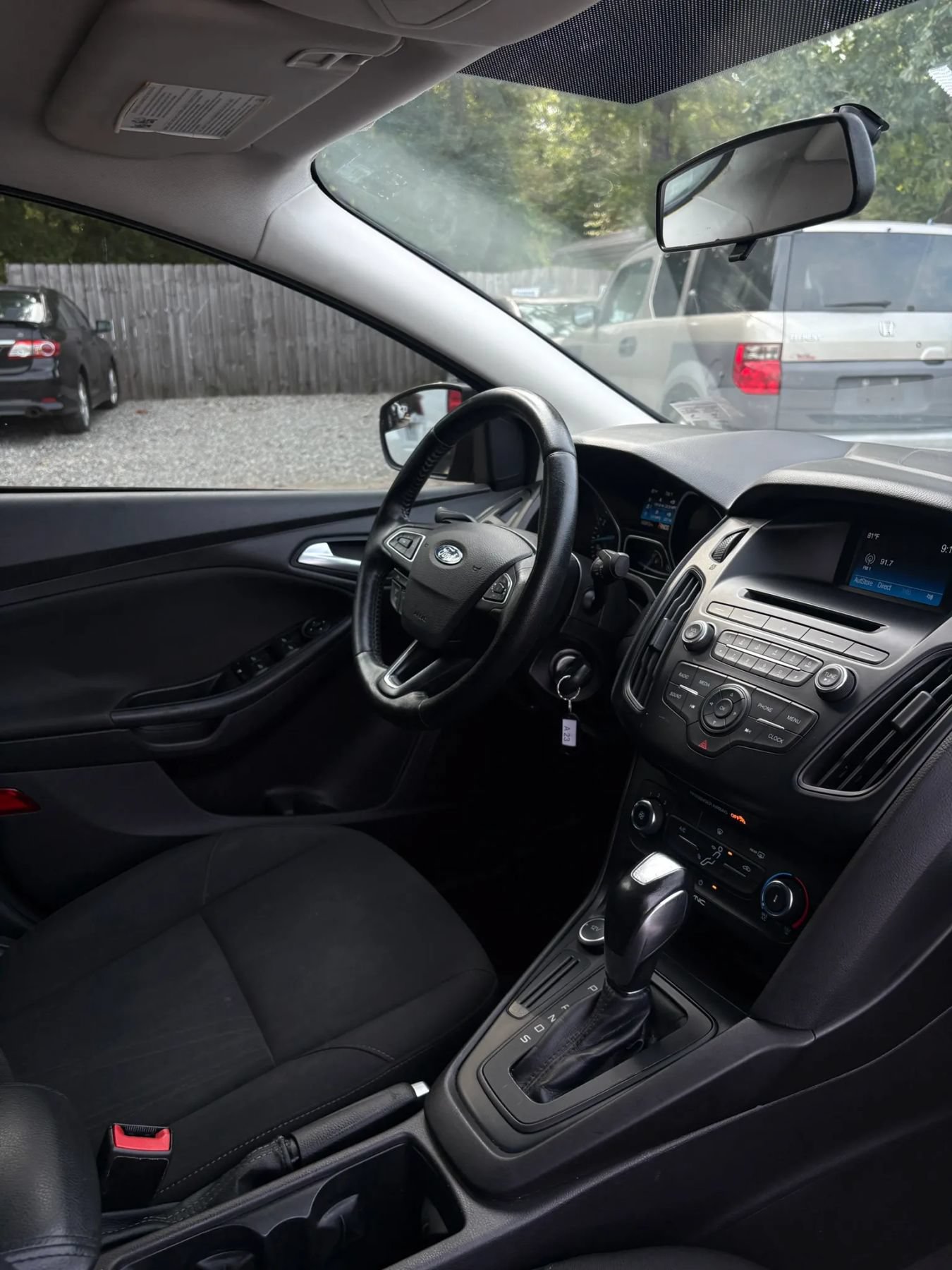Used 2015 Ford Focus SE w/ SE Sport Package FWD image 30