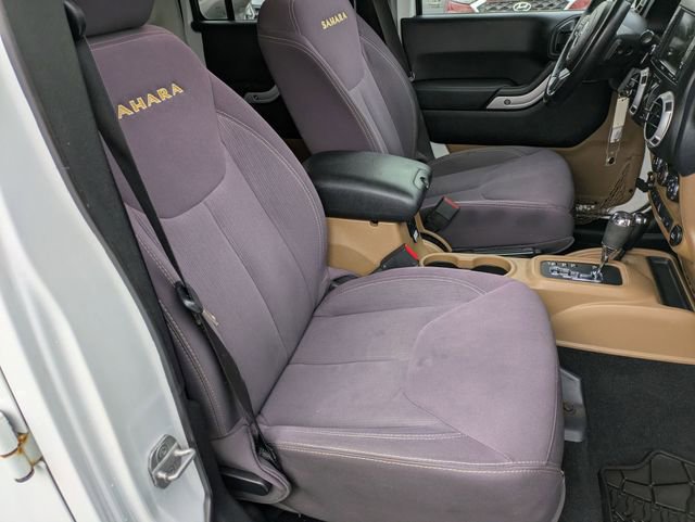 Used 2013 Jeep Wrangler Unlimited Sahara w/ Dual Top Group image 25