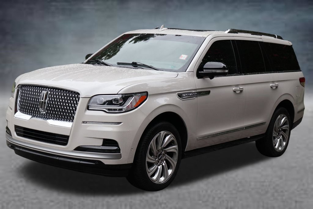 Used 2024 Lincoln Navigator Reserve AWD/4WD image 29