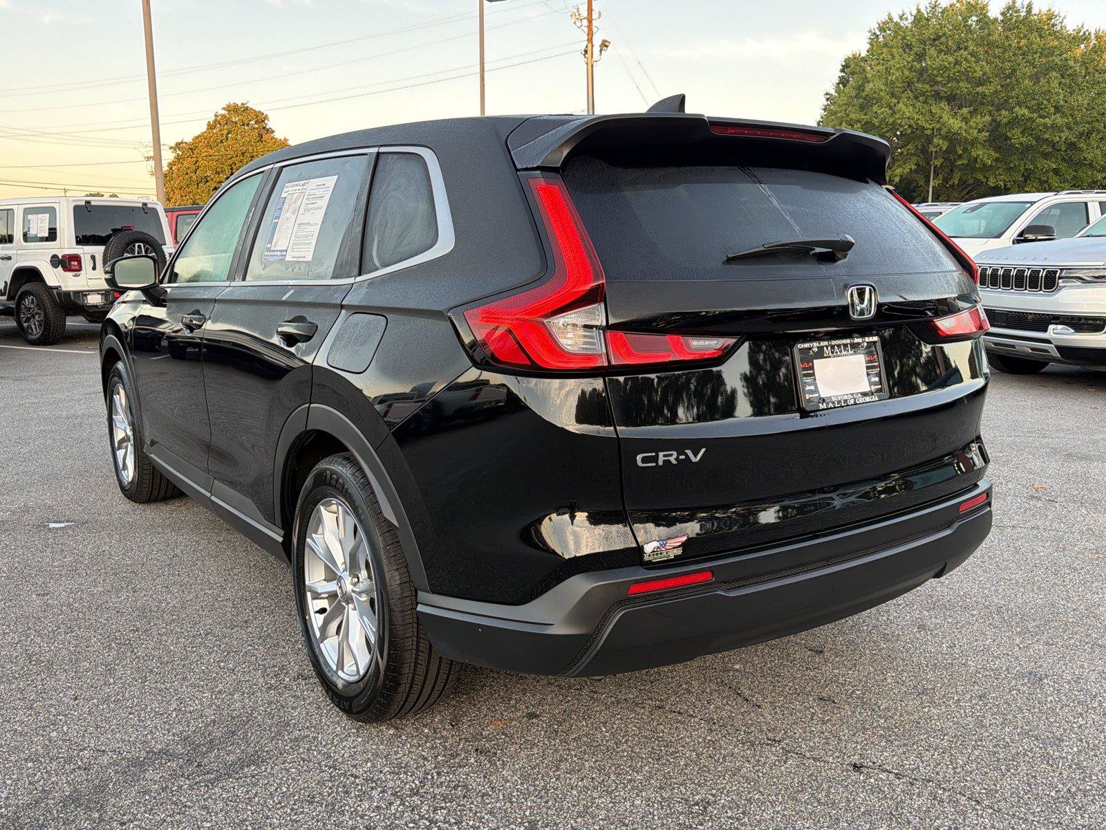 Used 2025 Honda CR-V EX image 7