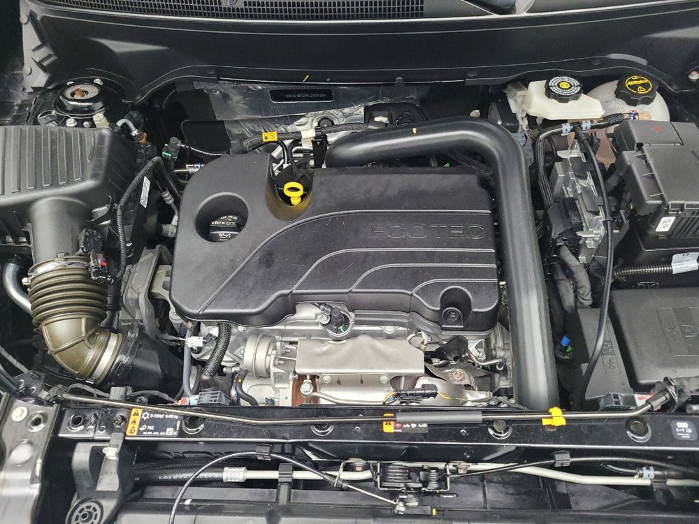 Used 2024 GMC Terrain SLE w/ Driver Convenience Package FWD image 30