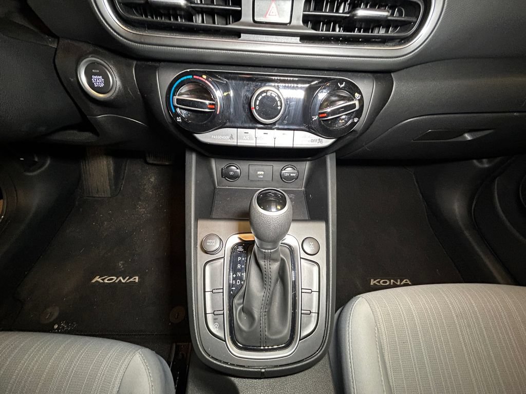 Used 2023 Hyundai Kona SEL AWD/4WD image 12